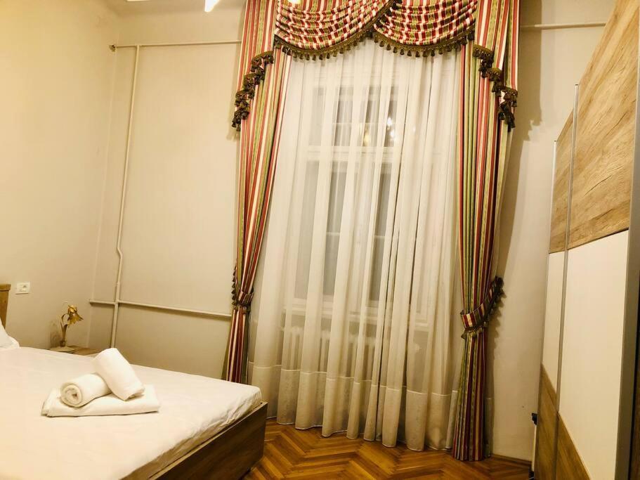 Ultra-Central And Elegant Ap In Opera Square Vic23 Timisoara Exterior foto